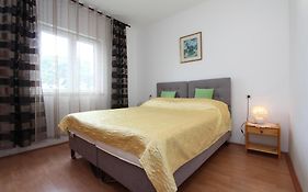 Apartments Belsa
